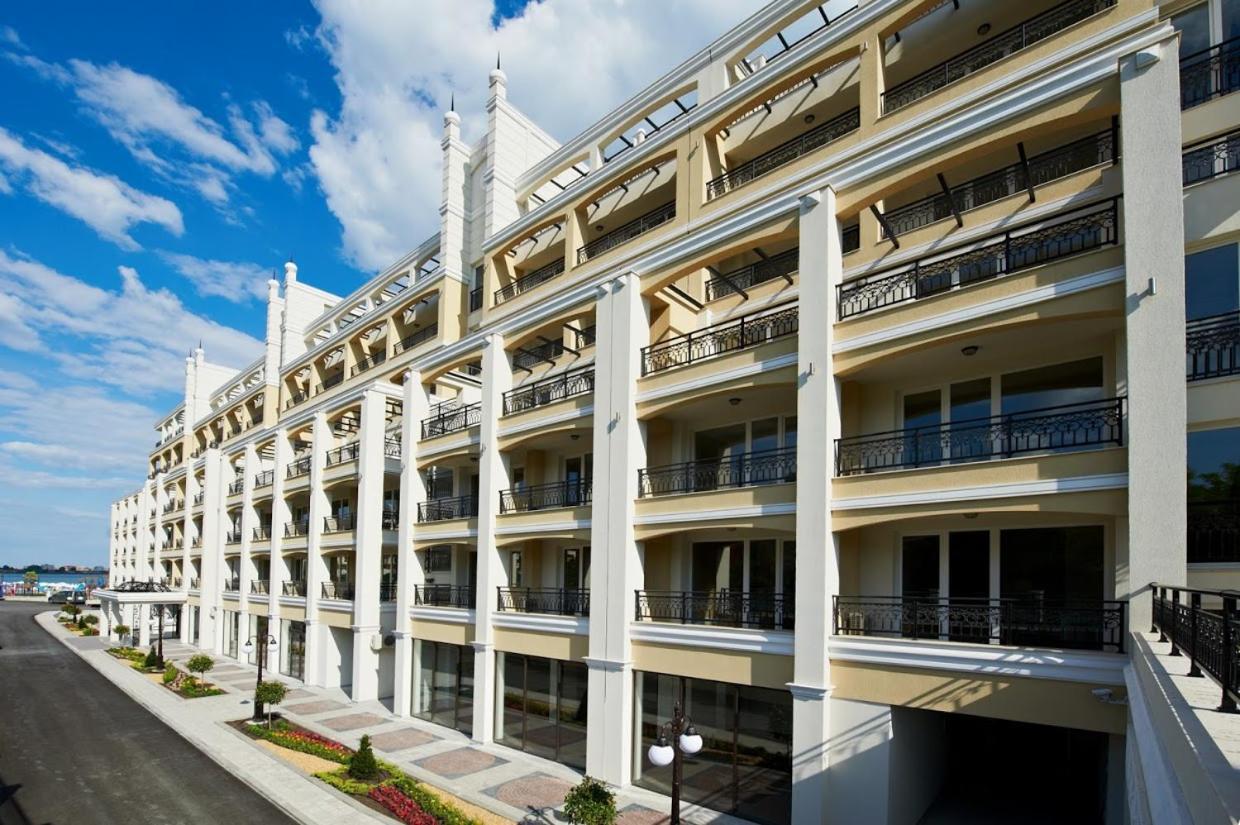 Penelopa Palace Apart Hotel & Spa Pomorie Exteriör bild