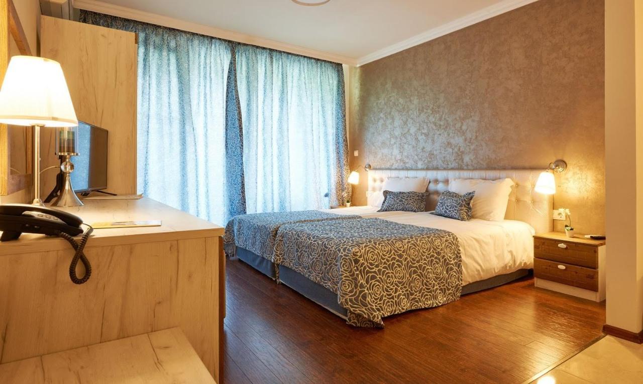 Penelopa Palace Apart Hotel & Spa Pomorie Exteriör bild