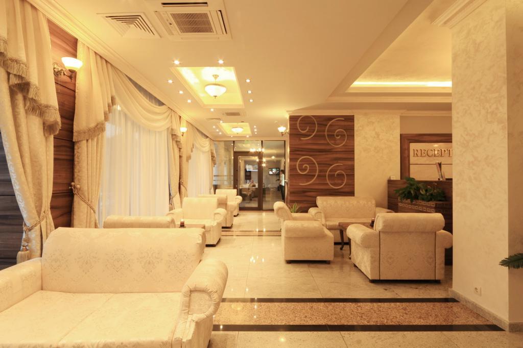 Penelopa Palace Apart Hotel & Spa Pomorie Exteriör bild