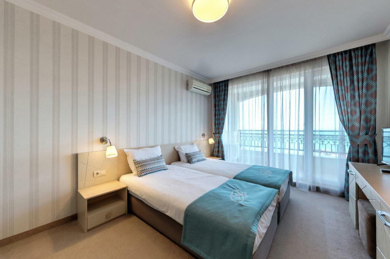 Penelopa Palace Apart Hotel & Spa Pomorie Exteriör bild